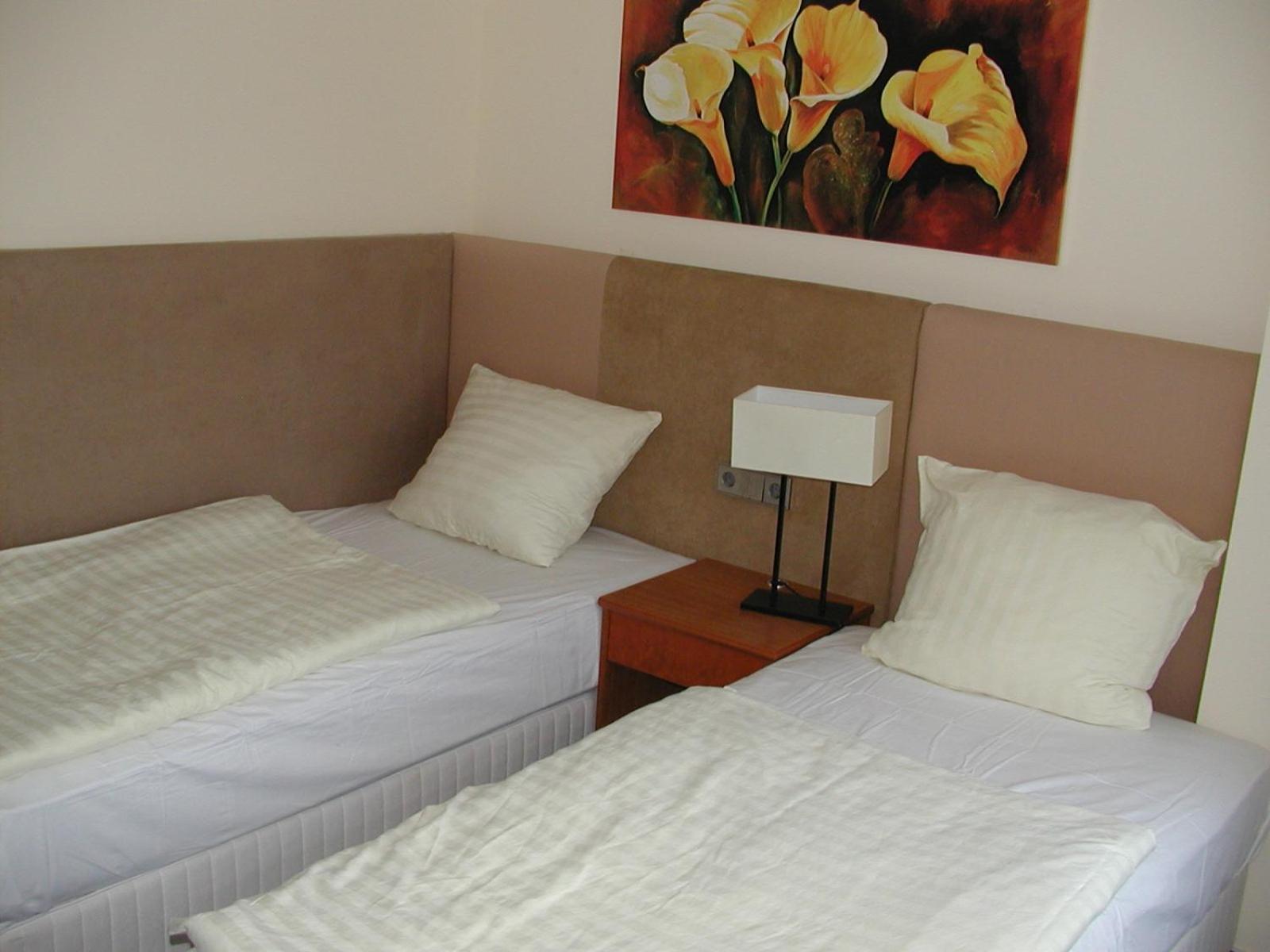 Motel Monteur 阿舍尔斯莱本 外观 照片