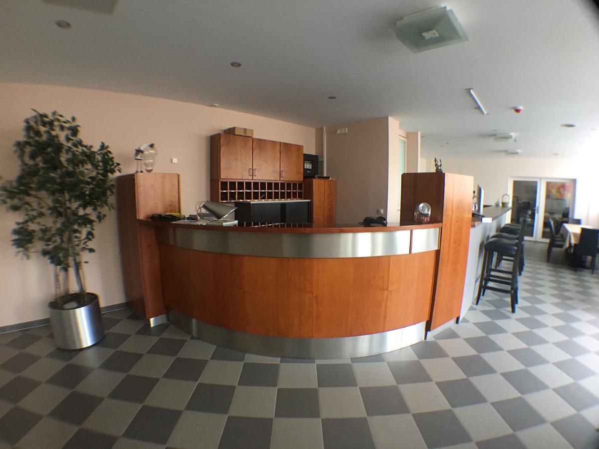 Motel Monteur 阿舍尔斯莱本 外观 照片