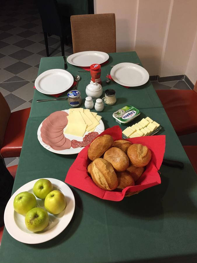 Motel Monteur 阿舍尔斯莱本 外观 照片