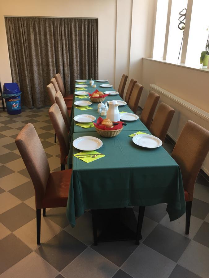 Motel Monteur 阿舍尔斯莱本 外观 照片